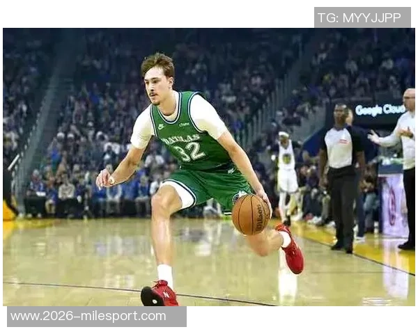 NBA经纪人盛赞弗拉格天赋与斗志期待他在新赛季的精彩表现