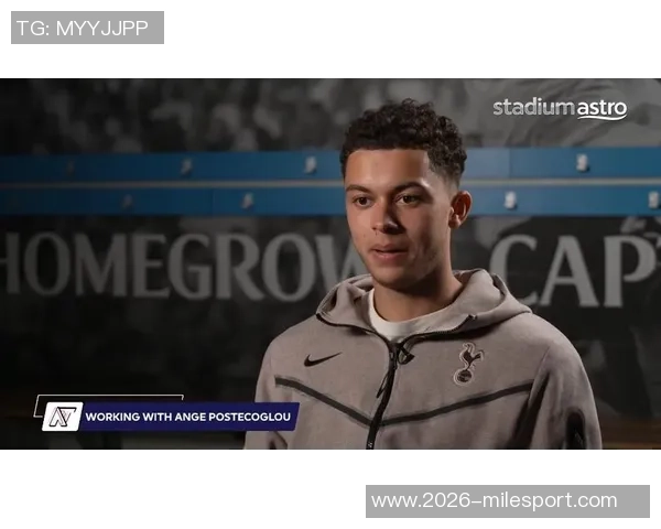 本戴维斯谈留队决定及对布伦南约翰逊的怀念情感 本戴维斯谈留队决定及对布伦南约翰逊的怀念情感