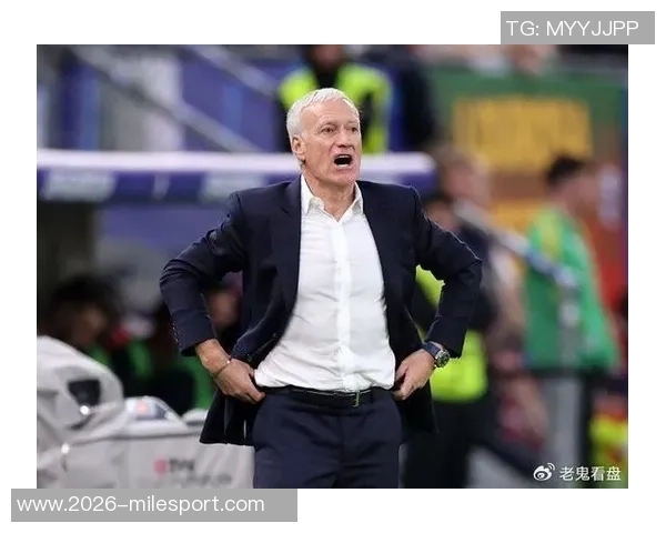 德尚调侃科曼在沙特联赛踢球假期生活引发关注 德尚调侃科曼在沙特联赛踢球假期生活引发关注